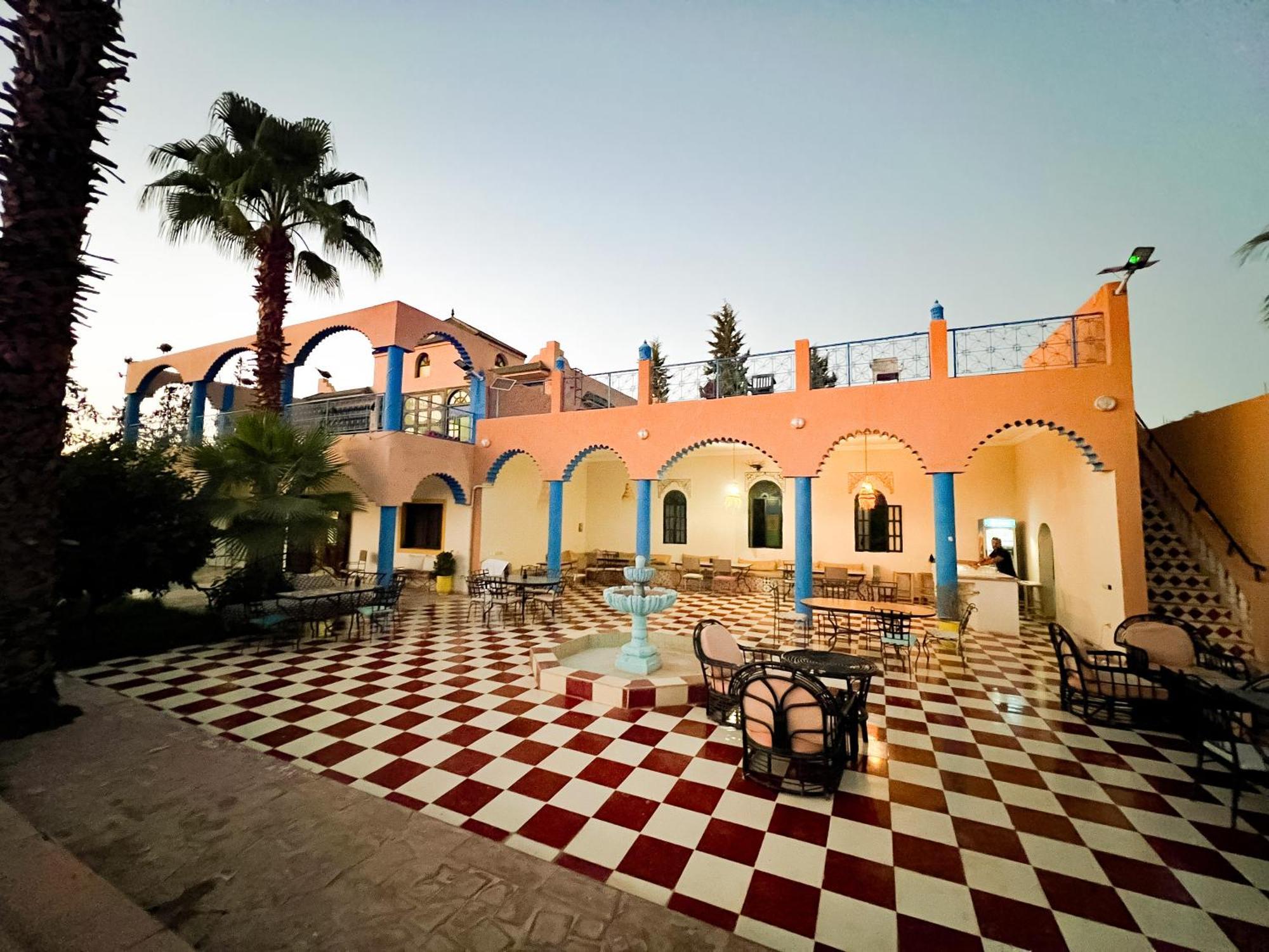 Riad Qodwa Sidi Abdallah Ghiat Kültér fotó